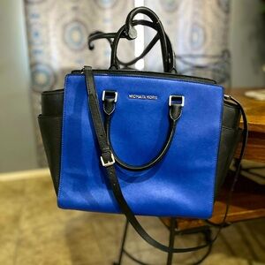 Michael Kors Selma saffiano leather bag
